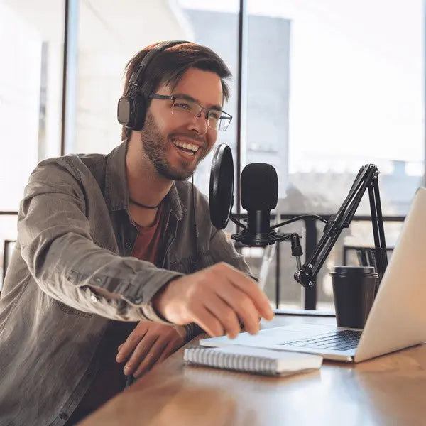 Emerson USB Gaming and Podcast Condenser Microphone The Diamond Empire LLC